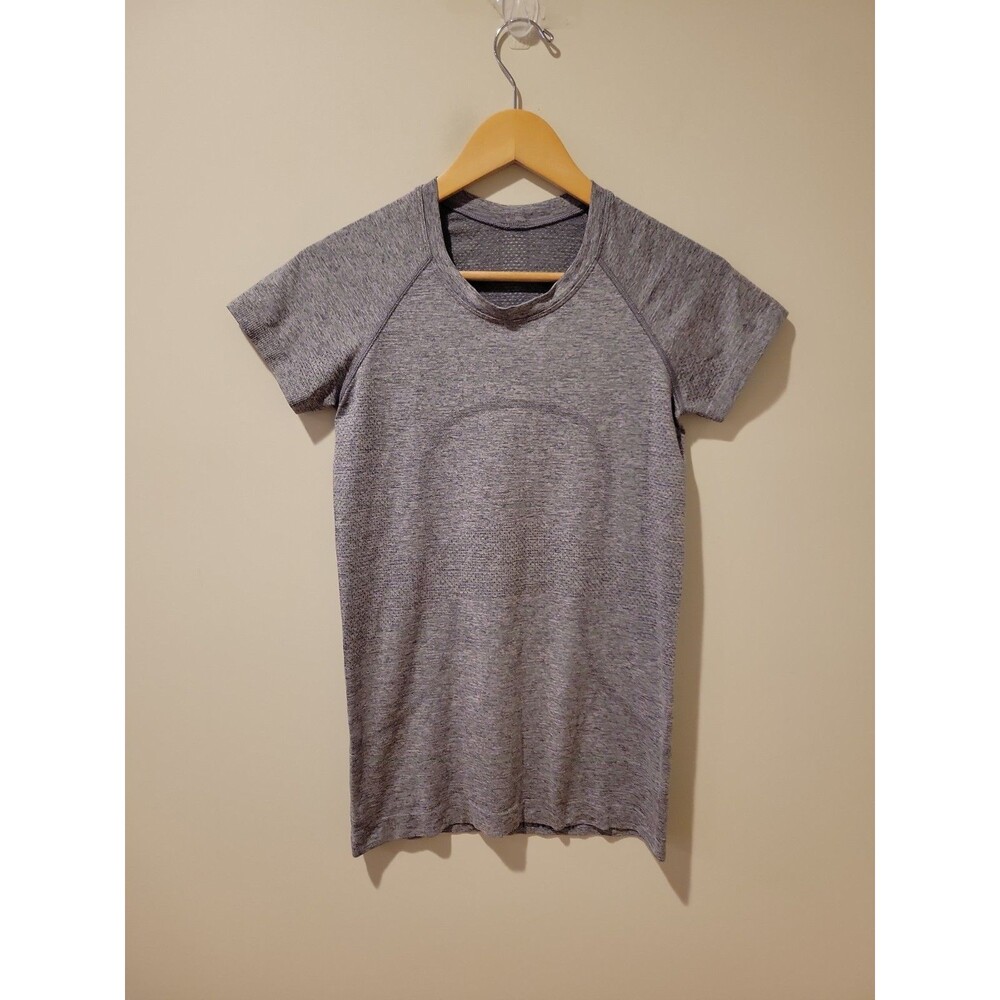 Lululemon Swiftly Tech Short Sleeve Shirt Size 6 Grey Seamless Running Athletic